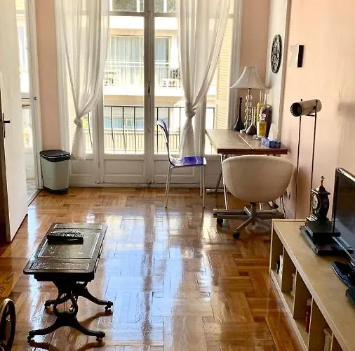 Seaside Vintage Apartament Nicea